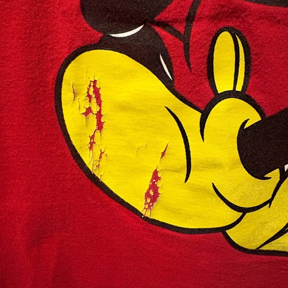 Disney Red Mickey Mouse Short Sleeve Tee kids XL (14-16) can fit an adult small - Picture 3 of 10